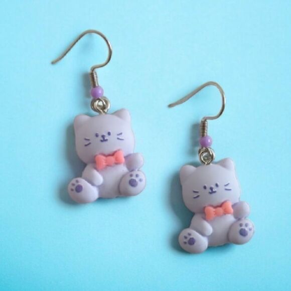 Cartoon Kitty Cat Clay Dangle Hook Earrings - Picture 1 of 5